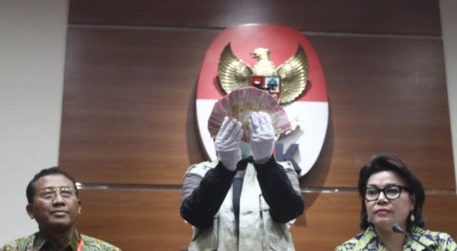 Kasus OTT KPK di Bengkulu , Tiga Orang Resmi ditetapkan Tersangka