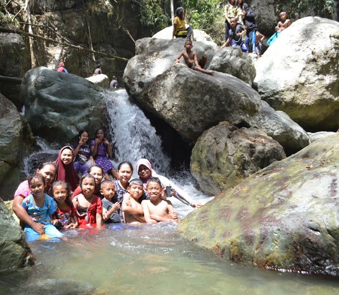 Wisata Air Terjun Ogomojolo yang Terlupakan