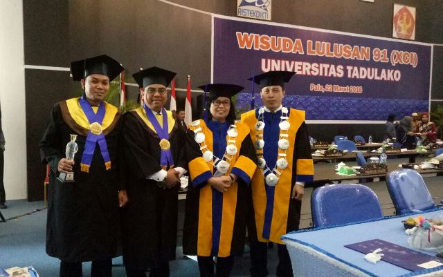 Wisuda  Untad Ke 91,Alumni Untad Ditantang Harus Mampu Jadi Agen Perubahan di Masyarakat