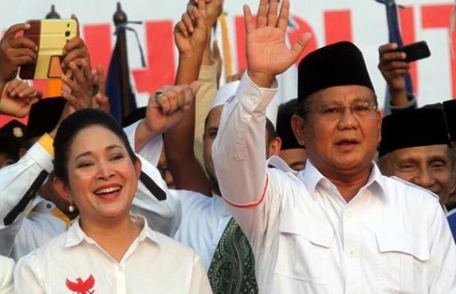 Prabowo Di Mata Titiek Soeharto ; Berjiwa Pemimpin Sejak Muda