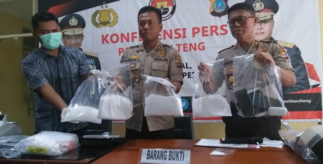 Tertangkap Bawa 2 Kg Shabu Di Bandara,Tiga Pria “ DiHadiahi”  Timah Panas