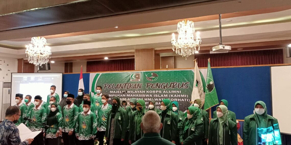 Ariza Patria Hadiri Pelantikan Pengurus MW KAHMI dan FORHATI Papua Barat