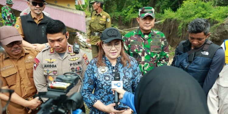 Bupati Tinjau Banjir, Akses Terputus Disorot