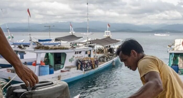 Tertibkan BBM Subsidi, Kadis Perikanan Donggala Ancam Sanksi Nelayan Pelanggar